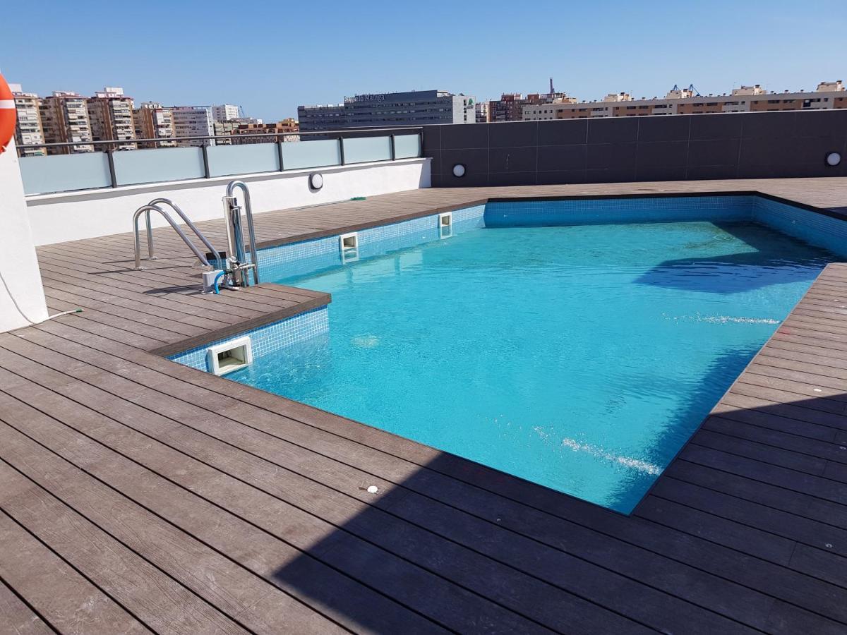 Central Premium Pool Terrace New Malaga Bagian luar foto